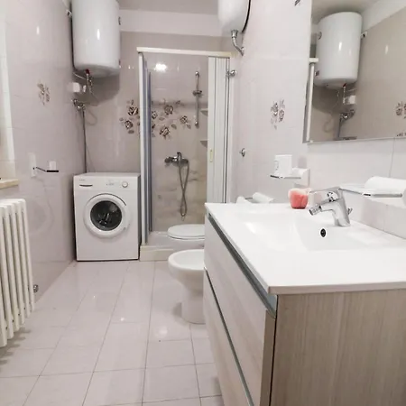 Semesterbostad Casa Ambra A