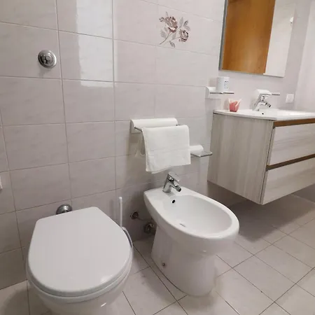 Casa Ambra A Tatil Evi